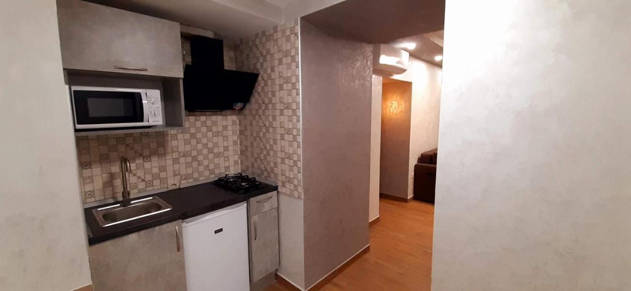 Греческая / Дерибасовская Apartment Odesa Exterior photo